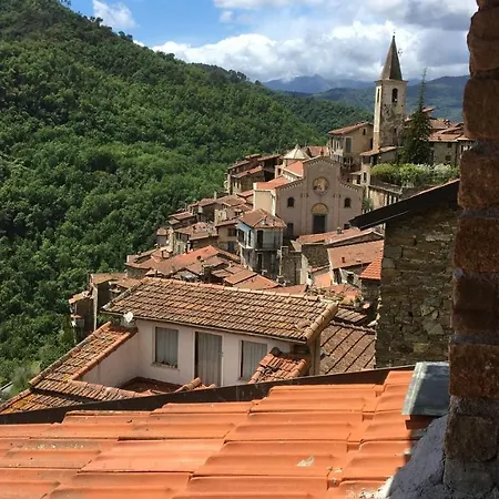 House In The Medieval Village Holiday home