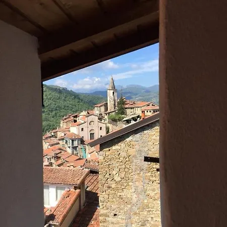 House In The Medieval Village Holiday home *